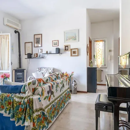 Degli Aranci - Imp385 By Interhome *